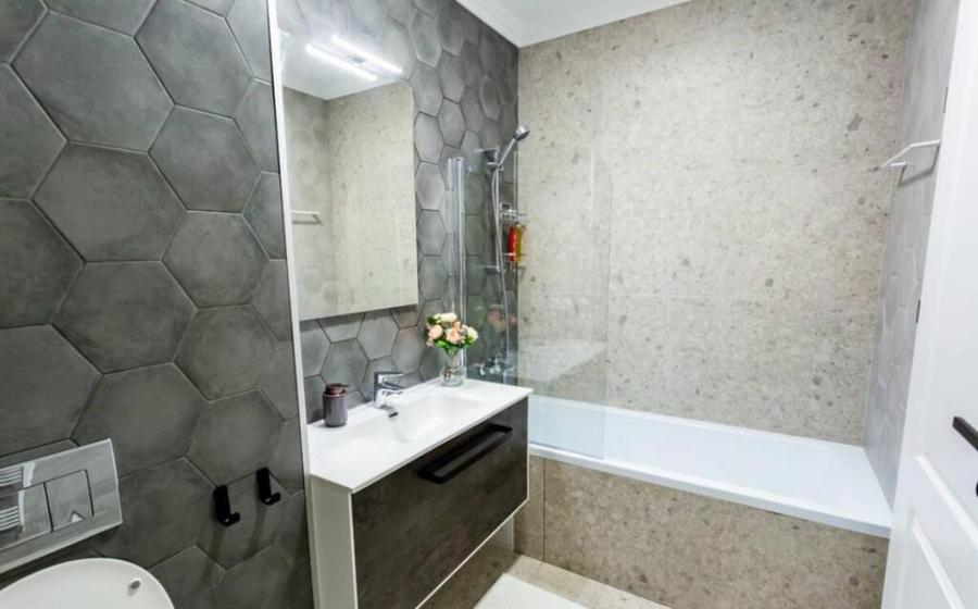 APARTAMENT 2 CAMERE DECOMANDAT, 64 MP, PARCARE INCLUSA, PRES - 1