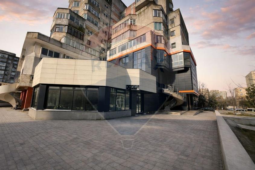 Spațiu comercial de închiriat în zona Boema Constanta 950mp - 2