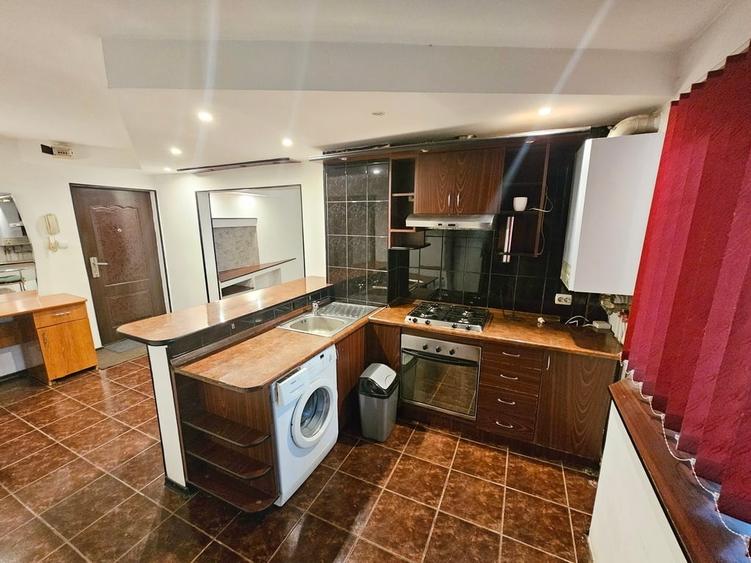 Apartament spatios, bloc 1992, Tatarasi-Oancea - 4