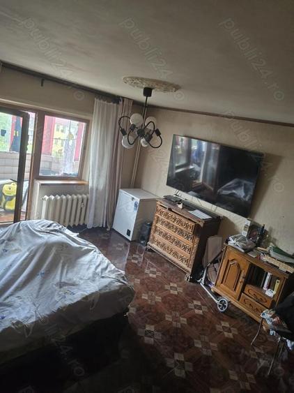 Particular , vand apartament 2 camere decomandate DRISTOR - 2