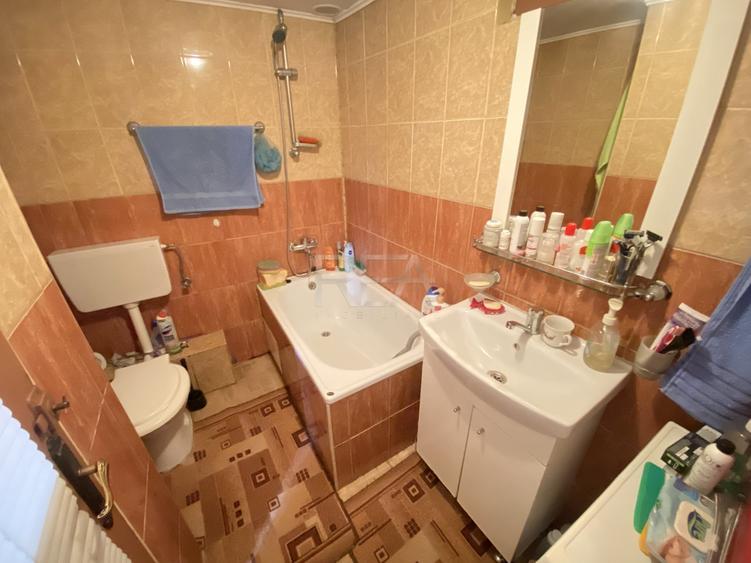 Casa cu Garaj- Zona Teius - 8