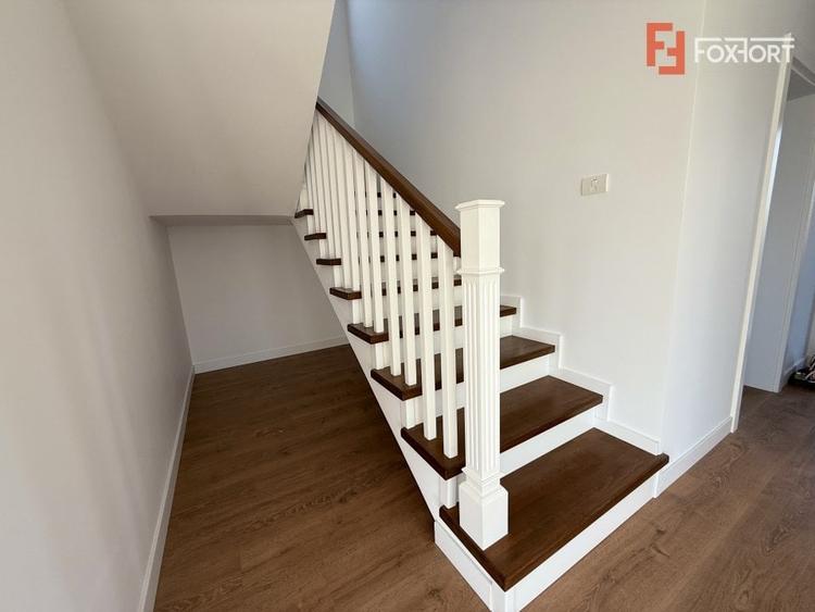 Duplex cu 5 camere de vanzare in localitatea Dumbravita - 10