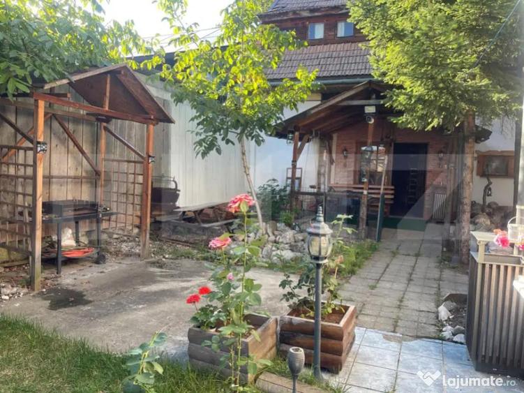 Casa cu doua corpuri, Zarnesti, pretabil pensiune sau casa d - 16