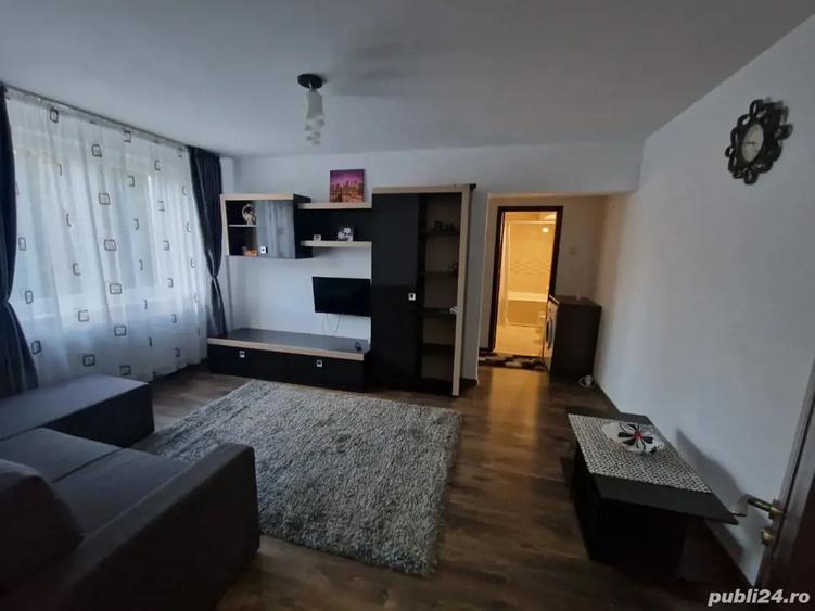 inchiriez apartament centru English park - 5