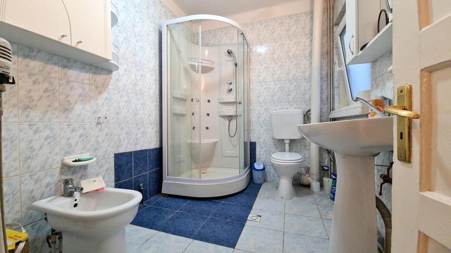 APARTAMENT IN CASA - 3 CAMERE - PREDEAL - 8