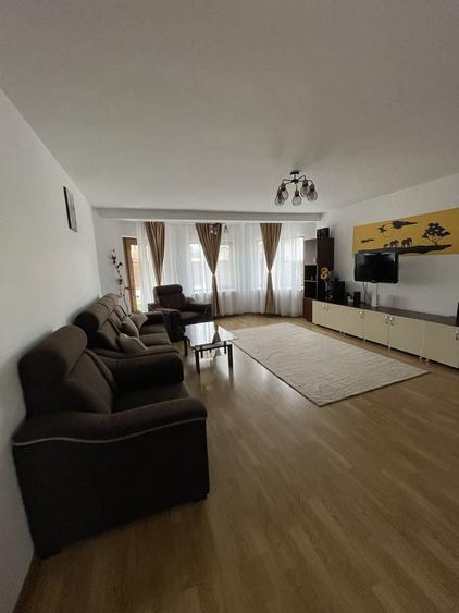 Vand casa cu etaj , in regim ( P+M) - 2