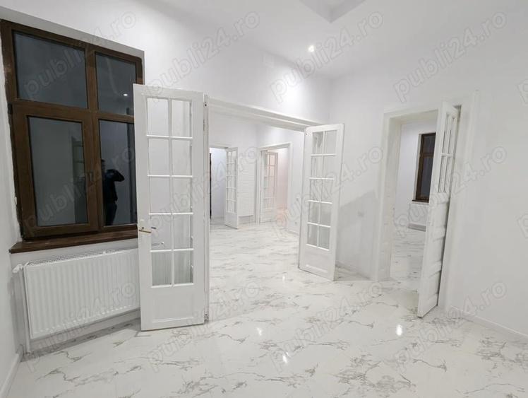 Proprietate versatila in zona Mitropoliei, Piata Unirii - 1