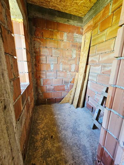 Casă la roșu cu 4 camere, 122 mp utili, teren 465 mp – Băicoi - 40