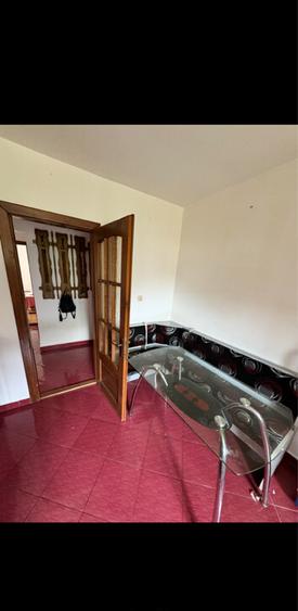 Vand apartament cu 3 camere decomandat - 10