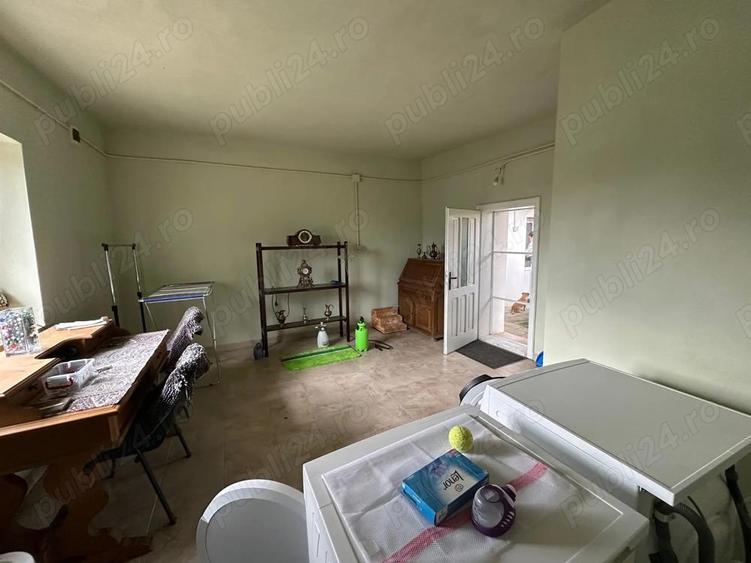 CASA LA TIPARI pentru 2 familii - 3