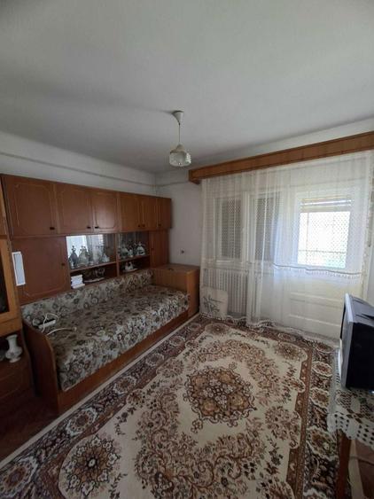 Casa de vanzare in zona linistita - 6