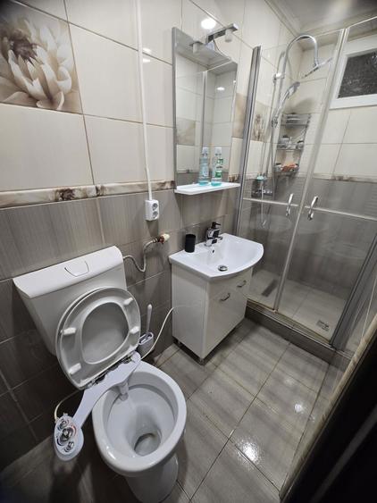 Inchiriez apartament 2 camere - 3