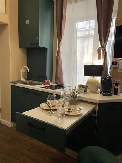 TUR 3D! Proprietate cocheta, pretabila regim hotelier, Centrul Istoric Brasov - 4