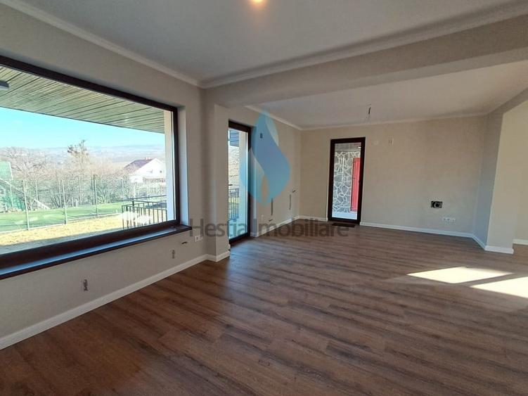 Casa individuala cu 800mp teren, Bucium-Post Control. - 2