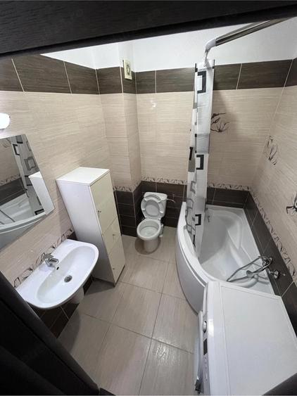 Inchiriez garsoniera in Militari Residence - 1