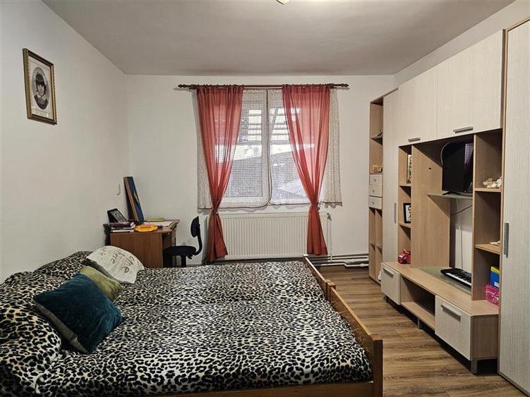 Casa spatioasa P+M cu spatiu comercial – Rogerius, zona Stadionului - 5