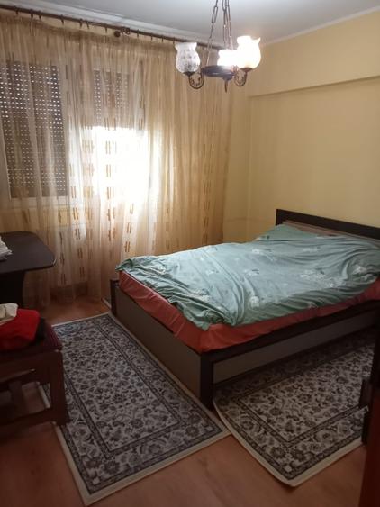 Vanzare | 3 camere  | Calea Rahovei Zona Liceul Bolintineanu | - 3