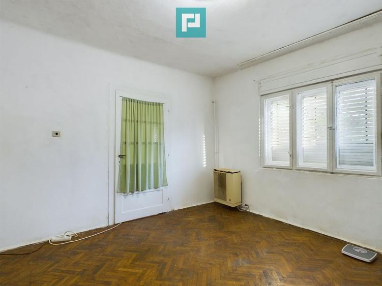Casa cu 4 camere de vanzare in Sega - 1