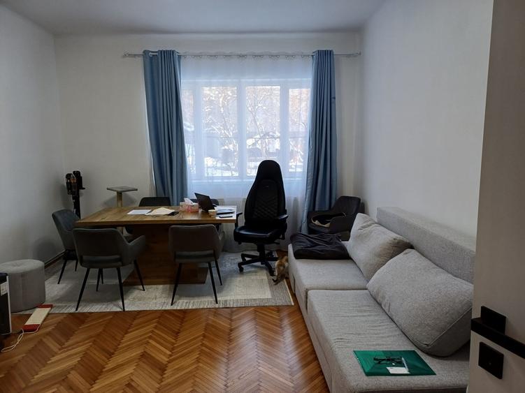 Vânzare apartament în casă, 70 mp, în zona străzii Horea - 1