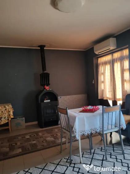 Vanzare casa cu etaj Satu Nou Muntenii de Sus - 1
