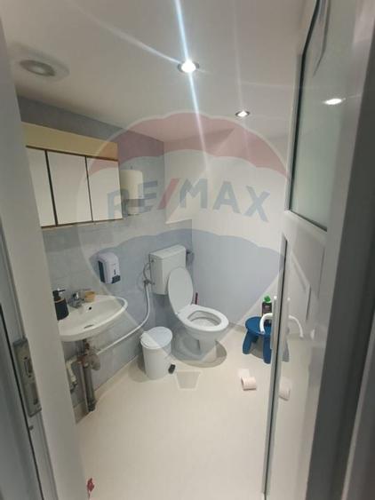 Spatiu comercia de inchiriat, 81 mp, zona McDonald's - 7