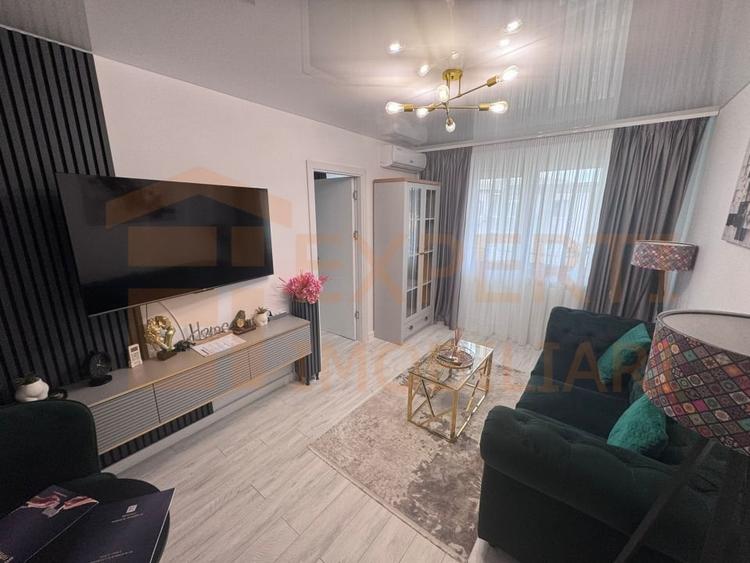 Apartament 2 camere de vanzare Casa de Cultura, Constanta - 1