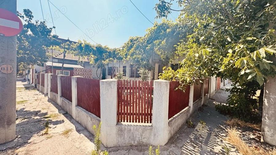 Casa pe colt de vanzare - zona Coiciu -Strajerului Trandafirului - 7