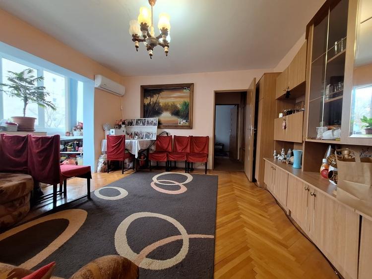 Confort si locatie excelenta -3 camere-etaj 2-zona Lipovei-gata de mutat - 1