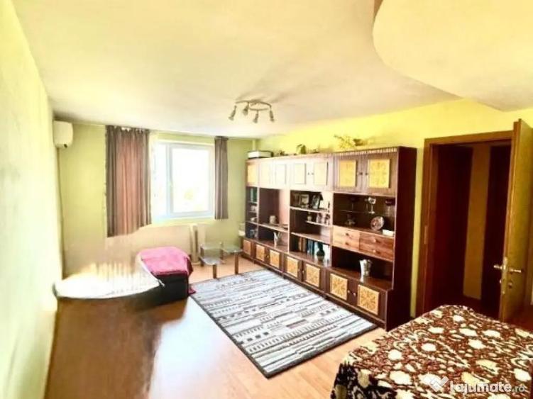 Apartament 3 camere decoamandat- zona Calea Bucuresti. - 12