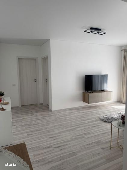 2 camere decomandat -Comision 0% - 2km Militari - 4