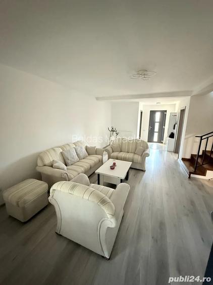 Casa in?iruita Dealul Furcilor
