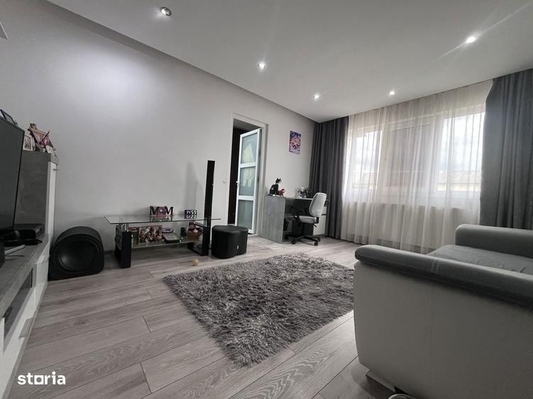 Zona buna! Vanzare apartament cu 2 camere in Targoviste- micro 6! - 4