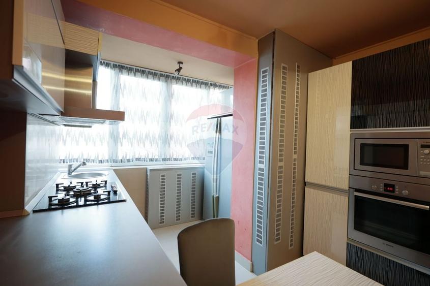 Apartament cu 3 camere de închiriat, în zona Rogerius - 16