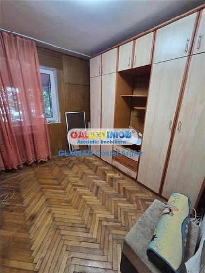 Vindem ap cu 2 cam etaj 1 , Razboieni , langa Colegiul Dimitrie Dima Vindem ap cu 2 cam etaj 1 , Razboieni , langa Colegiul Dimitrie Dima