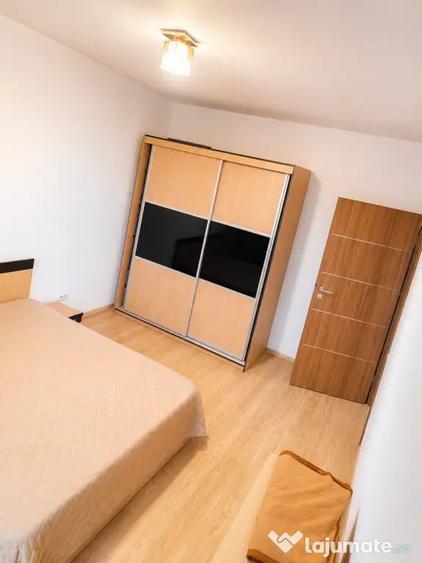 Apartament cu 2 camere decomandat în Fundeni