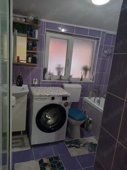 Proprietar vand Casa cu 2 camere si 2 bai, CURTE COMUNA Sector 6 - 5