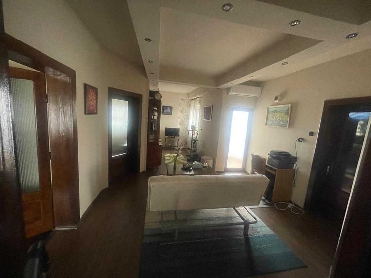 Apartament 3 camere, loc parcare in curte, spatiu verde,P-ta Izvoare. - 2