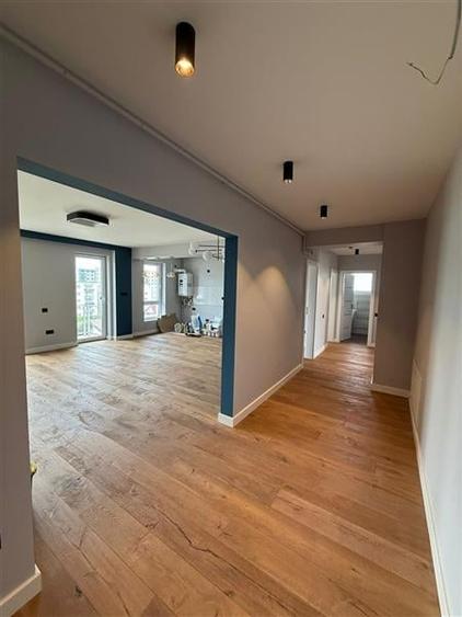 Exclusvitate, Apartament 3 camere, 86 mp utili, Zona Tractorul, Brasov - 1