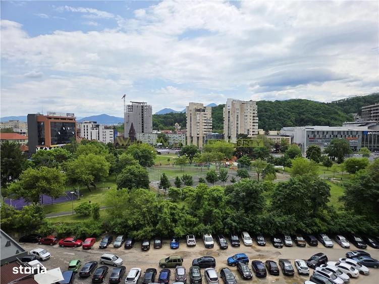 Spațiu comercial, de 122 mp, în Centrul Civic
