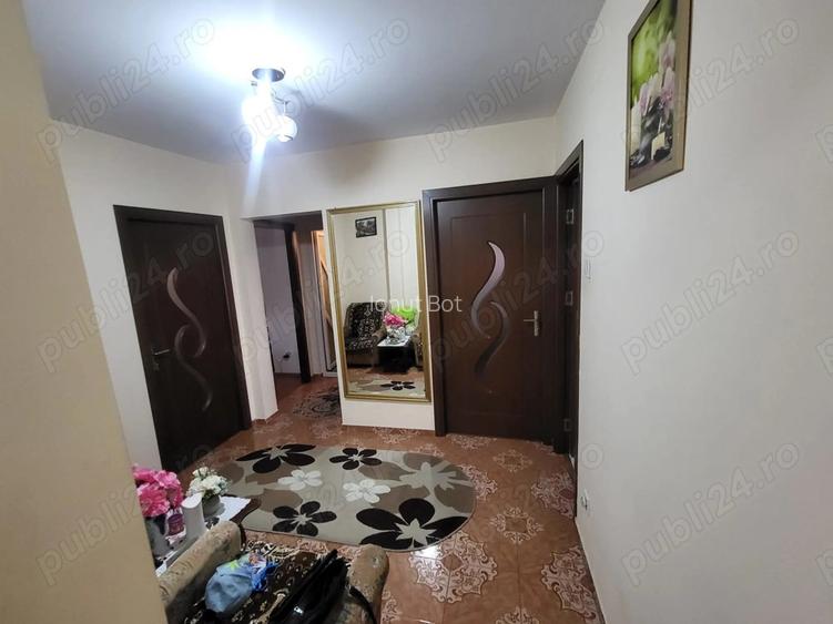 Vand apartament e camere Vand apartament e camere