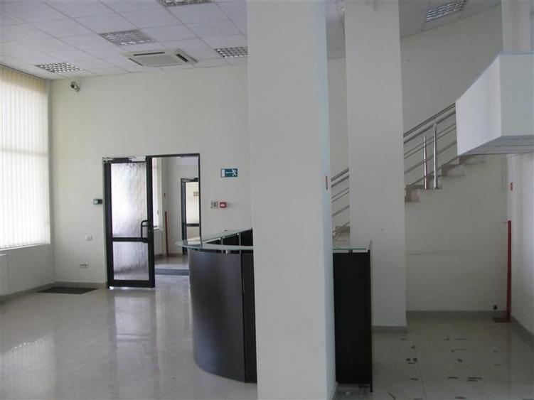 Inchiriere Spatii Birouri langa metrou de la 190 mp - 9