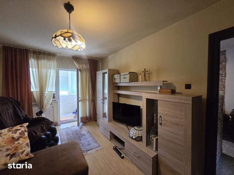 Apartament cu 3 camere în Scriitorilor