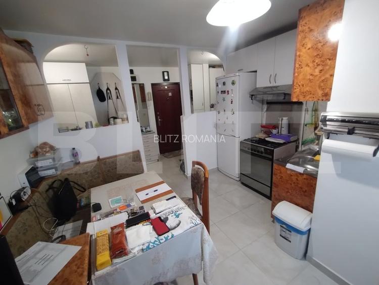 Apartament cu 2 camere, 55 mp, decomandat, zona Stefan cel Mare