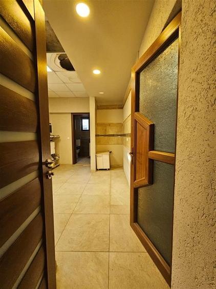 Proprietate Versatil? Locuin?? Afacere  After School sau Birouri IN  One?ti de v - 4