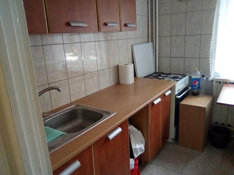 13 Septembrie, Agip - 1