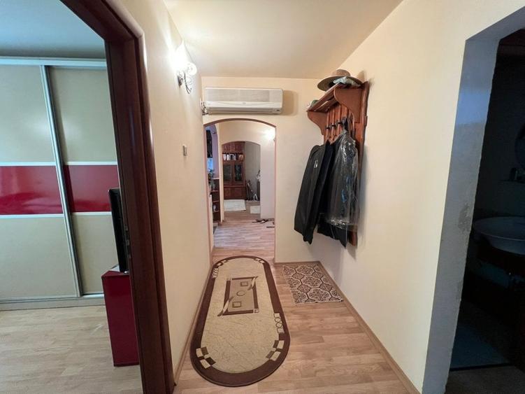 Apartament 3 camere-Scoala Nr 10-Lidl-et 2/3 - 8