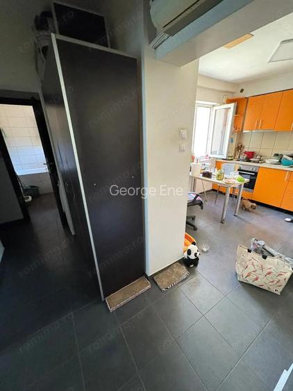 Apartament 3 camere zona Soseaua Giurgiului etaj 10 bloc reabilitat