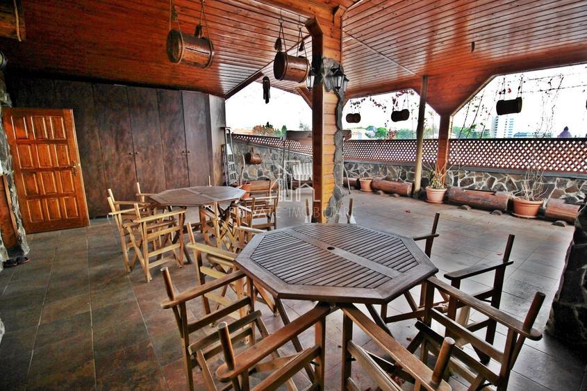 Penthouse 190 Mp+40 Mp Terasa De vanzare, P-ta Teatrului, Ultracentral - 2