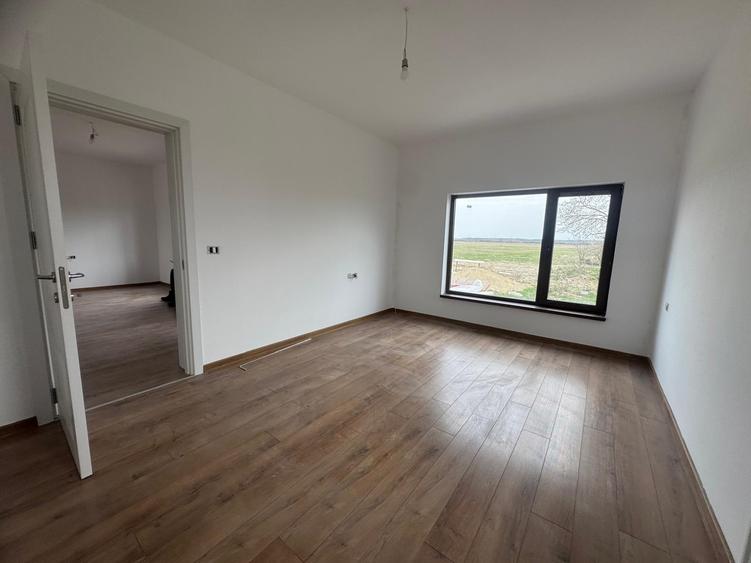 Casa individuala, exterior la gri! - 3