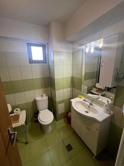 Apartament cu 4 camere FOARTE MARE inel 1 - 8